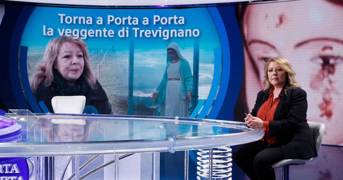 Enganou peregrinos com falsas lágrimas de sangue da Virgem Maria e agora vai ser julgada