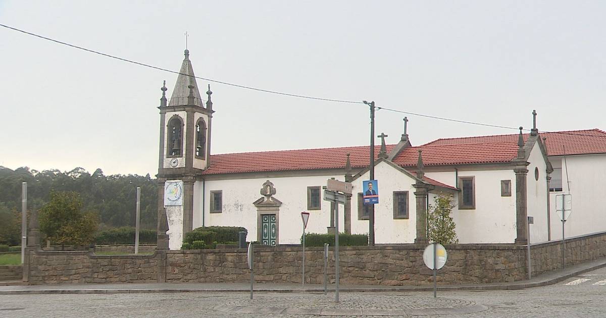 Grupo neonazi que deu concerto em paróquia é britânico mas tem ramo em Portugal