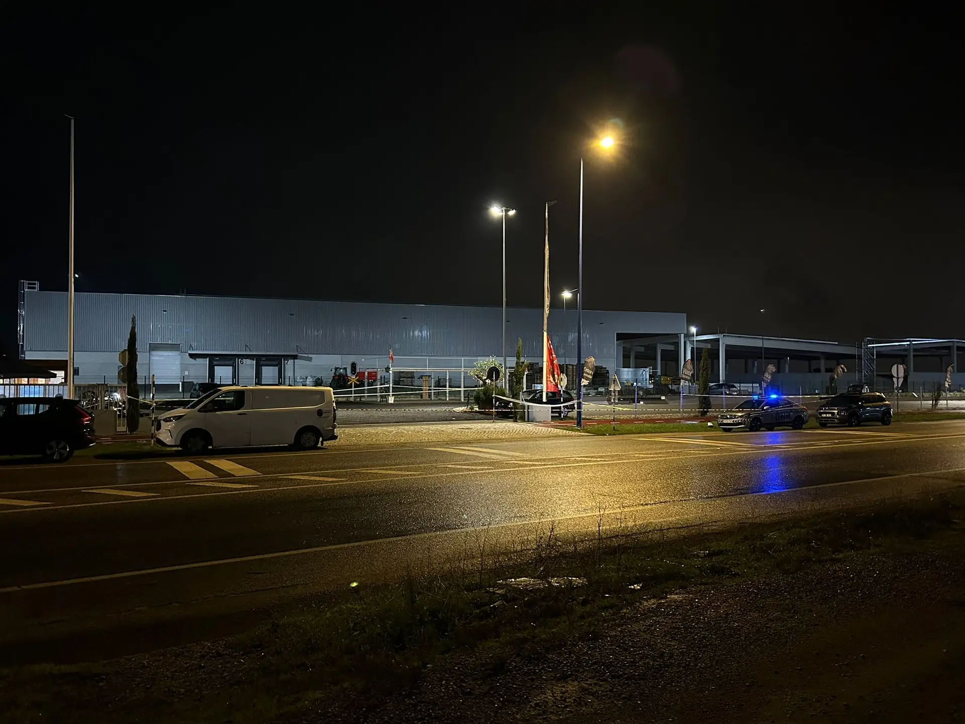 Dois homens baleados em restaurante no Montijo