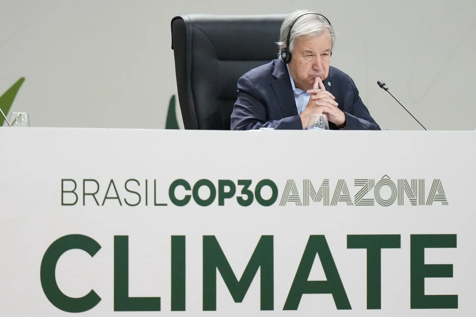 Guterres ouviu reivindicações dos indígenas brasileiros que os levaram tentar invadir a sede da COP30