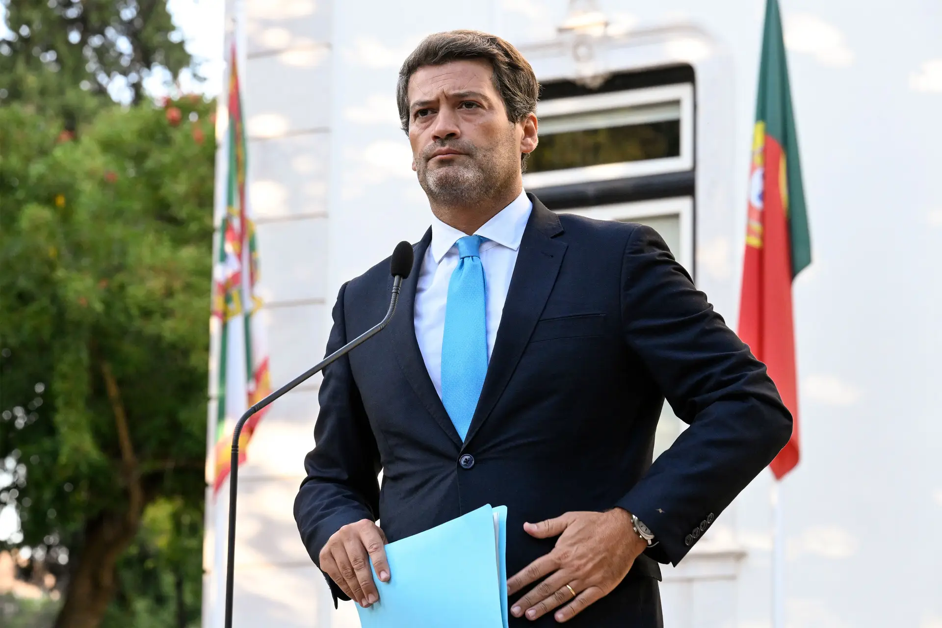 André Ventura regressa às presidenciais: da vocação para padre à ambição de ter o mais alto cargo da nação - SIC Notícias