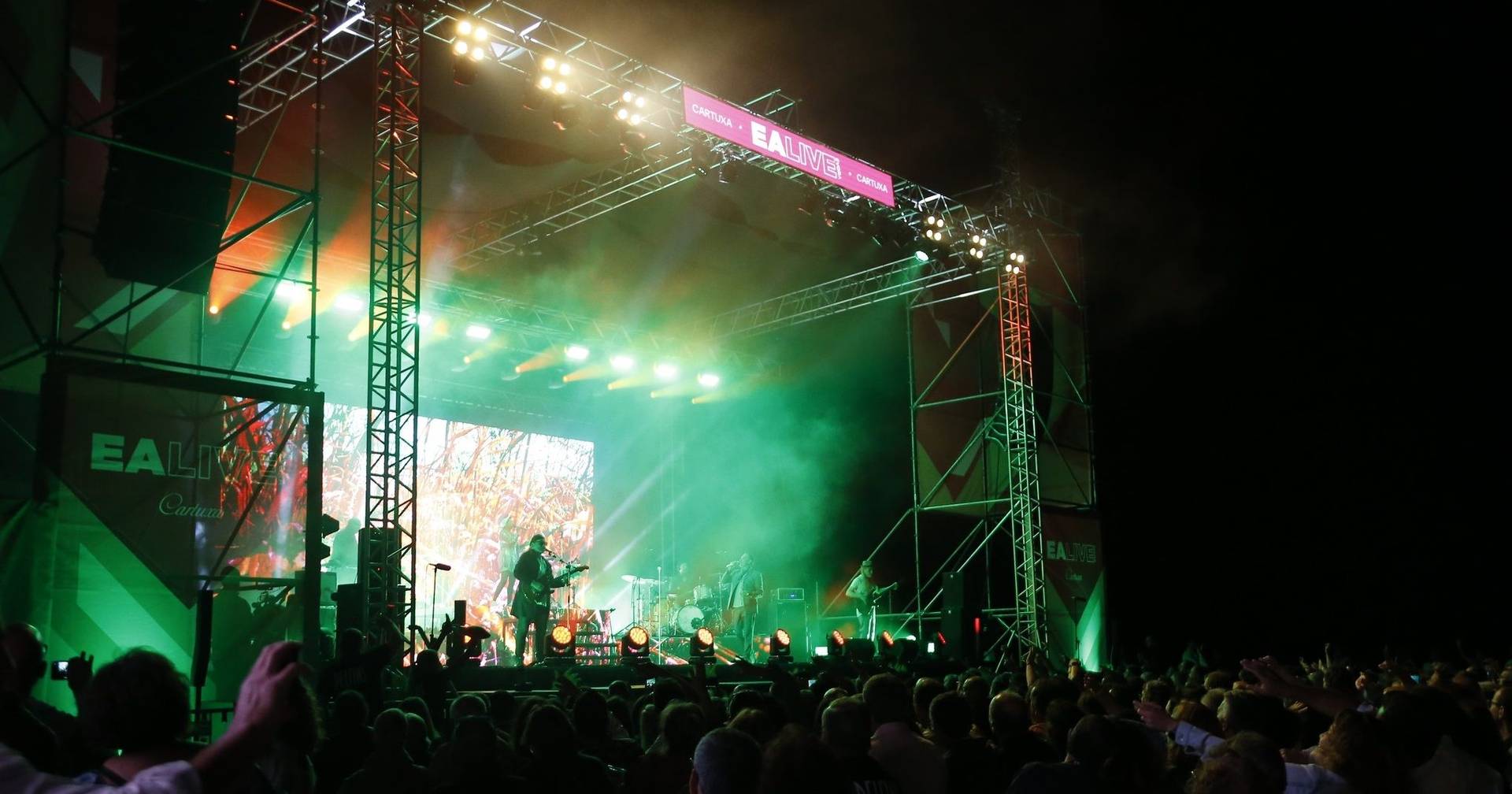 https://images.impresa.pt/sicnot/2025-12-04-ea-live-evora-b2f05e48/1.91x1?outputFormat=jpeg&wm=true
