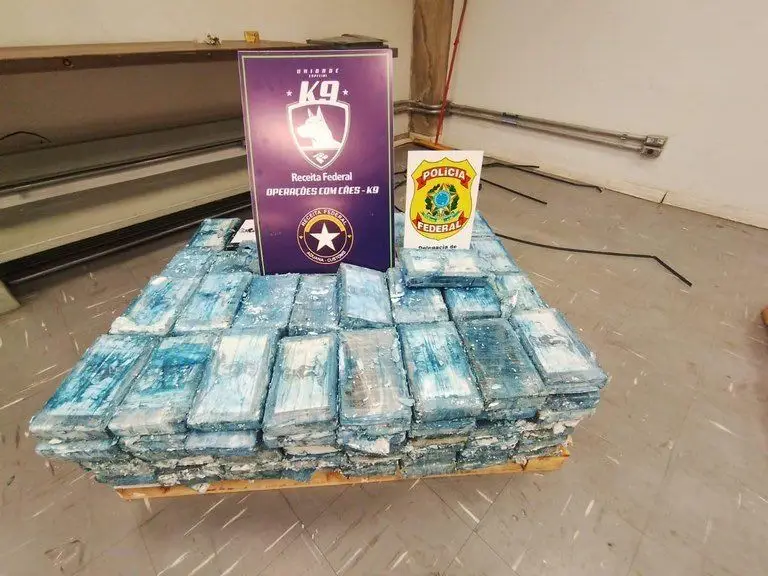 Polícia Federal do Brasil apreende 1,2 toneladas de cocaína com destino a Lisboa e Madrid