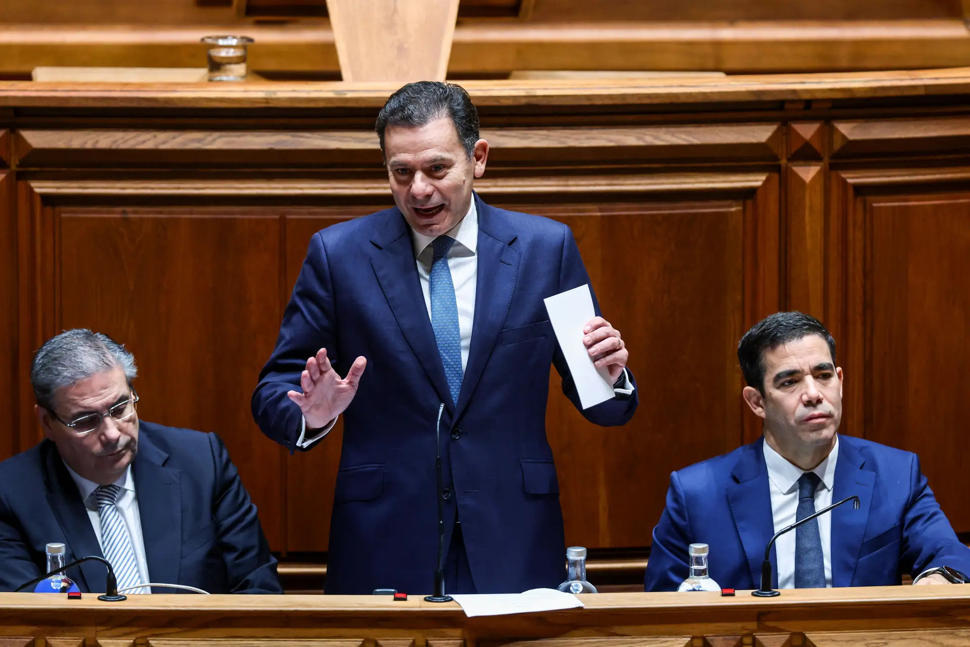 Nova lei de retorno de imigrantes acabará com legislação "permissiva e que e favorece abusos", defende Montenegro