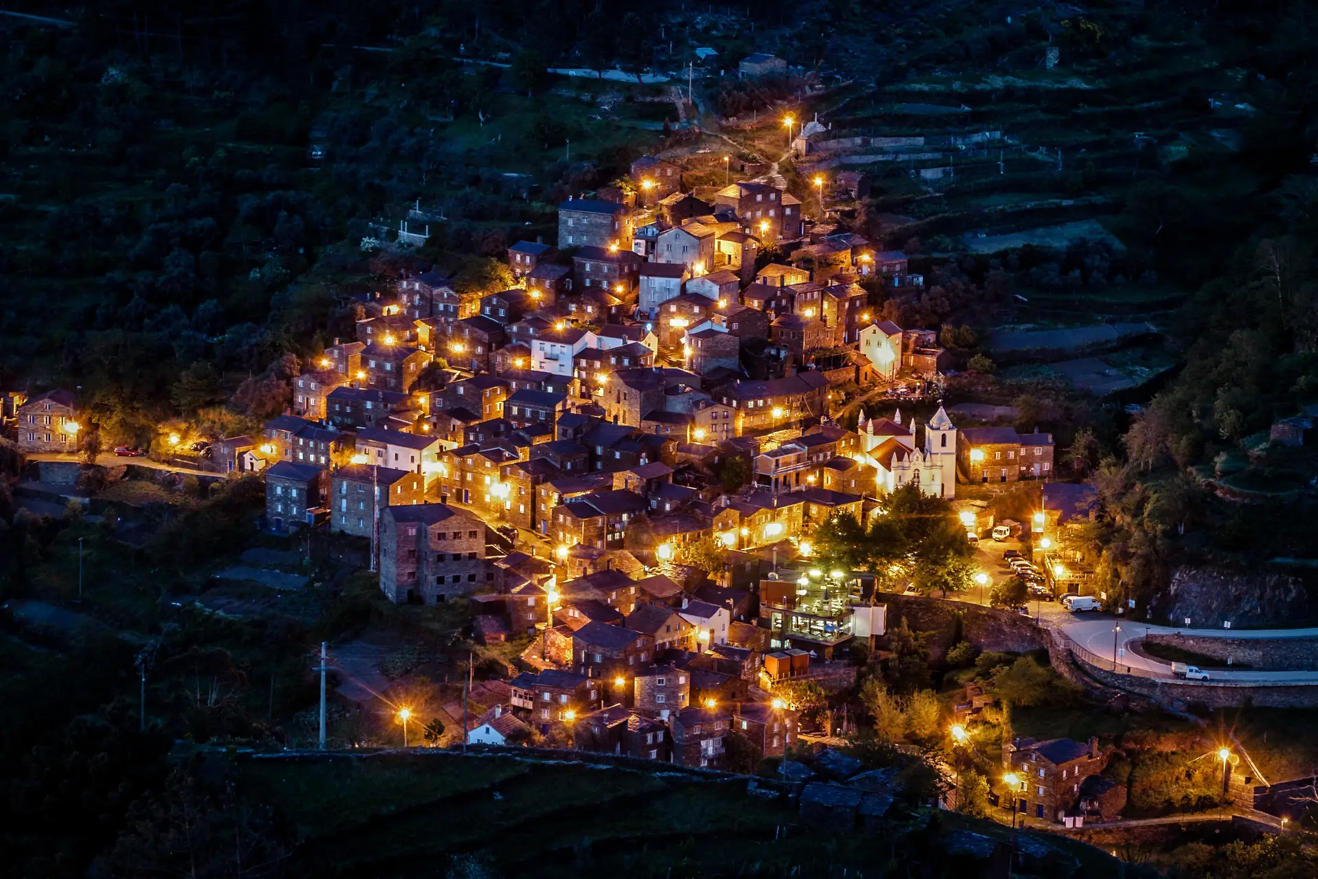 Tradições natalícias e gastronomia regional nas aldeias históricas do Centro de Portugal