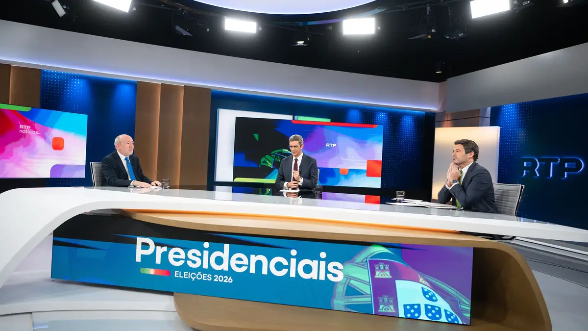 Debate entre os candidatos presidenciais António Filipe e André Ventura na RTP