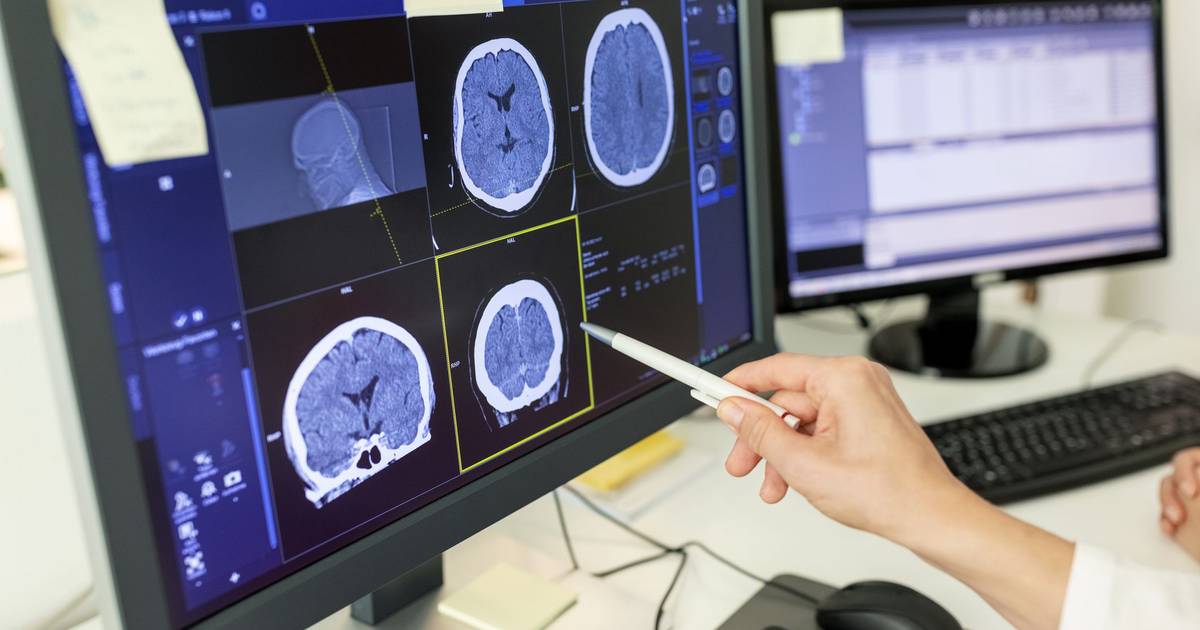 11 ans de chimiothérapie plus tard, elle a découvert qu'elle n'avait en fait pas la tumeur cérébrale qu'on lui avait diagnostiquée