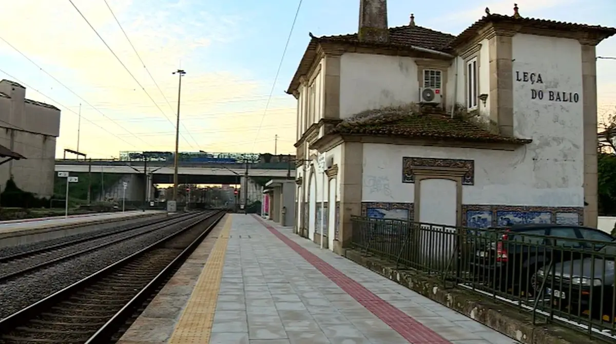 Utilizadores e empresários apelam a rápida intervenção na estação de ...