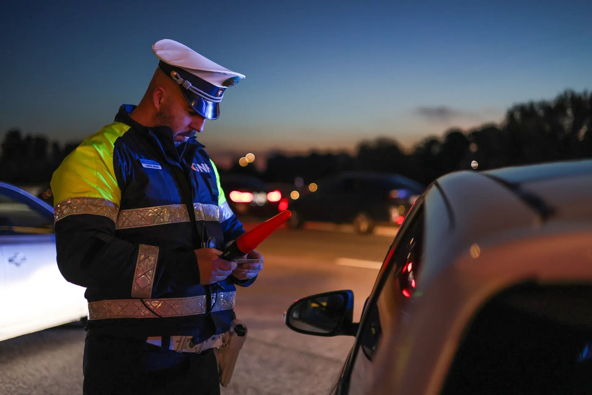 Ação de fiscalização da Unidade Nacional de Trânsito da GNR na A12