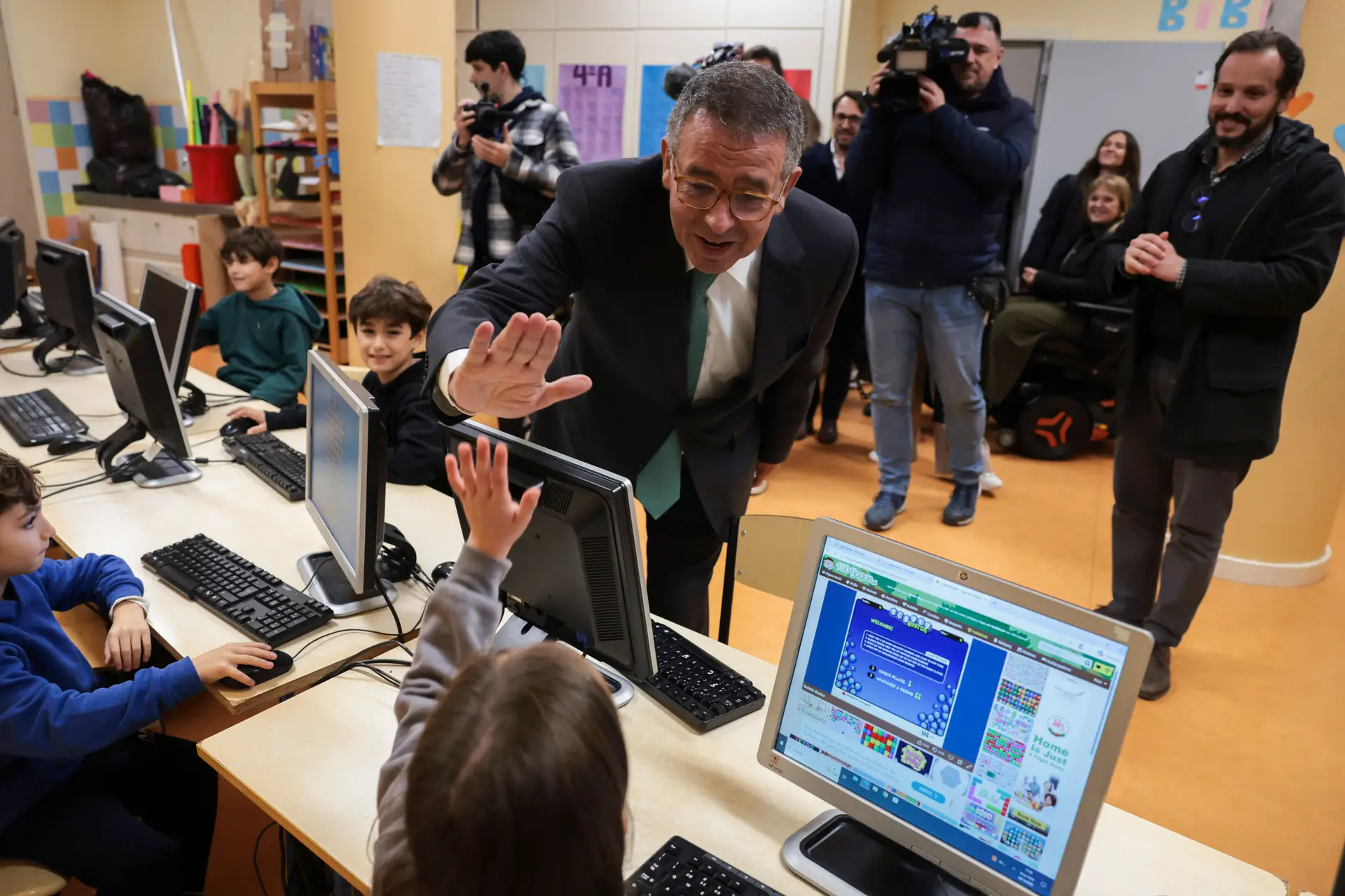 António José Seguro visita a Associação para o Bem Estar Infantil da Freguesia de Vila Franca de Xira