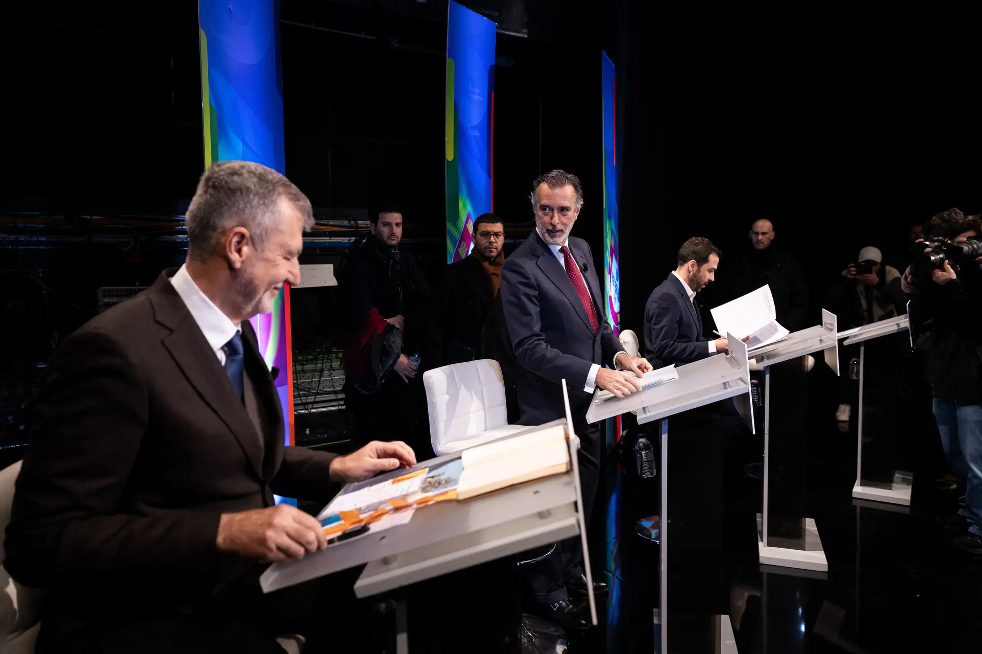 Único debate televisivo com os 11 candidatos realiza-se esta noite