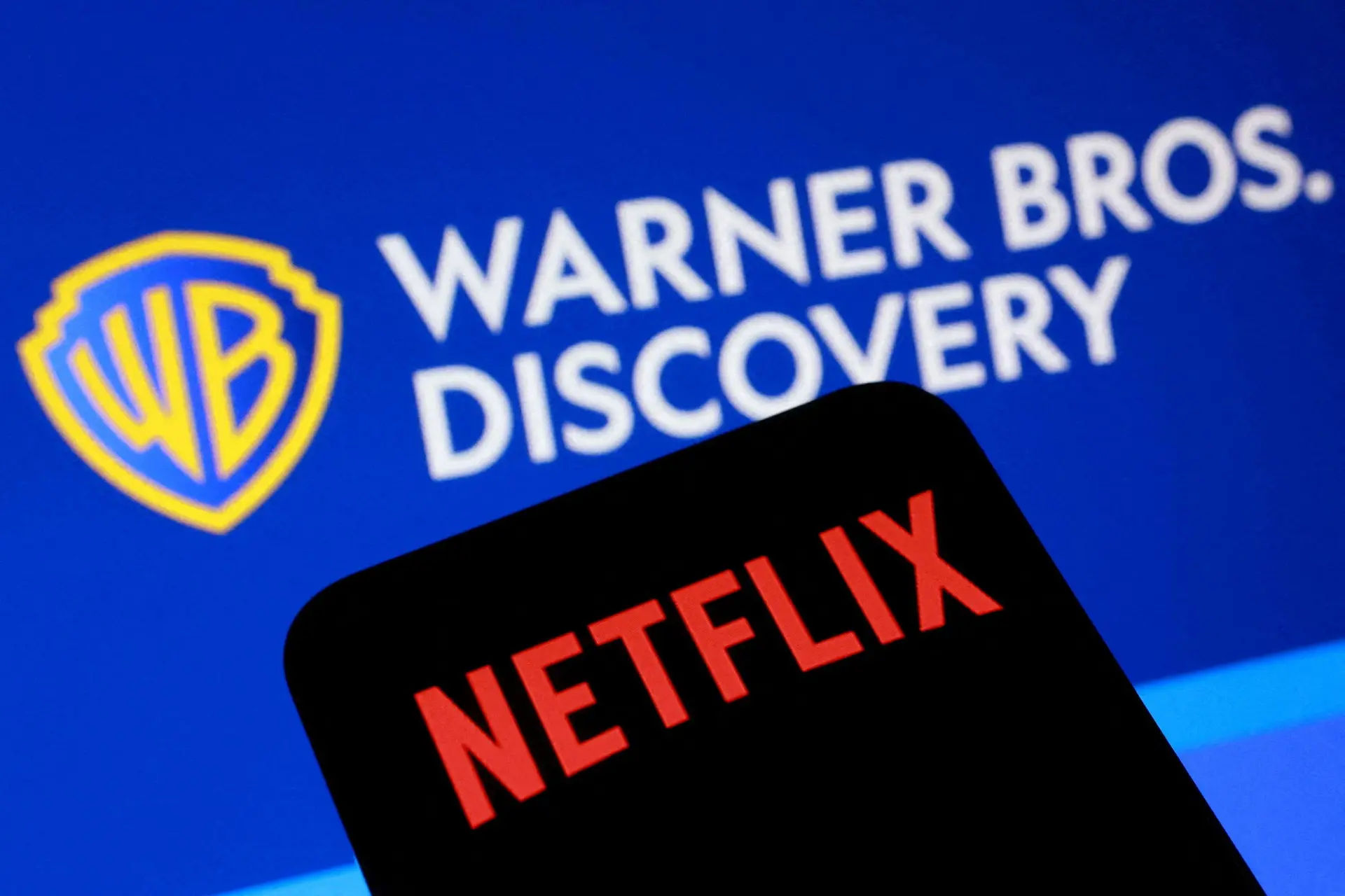 Netflix desiste da compra da Warner Bros após proposta superior da Paramount