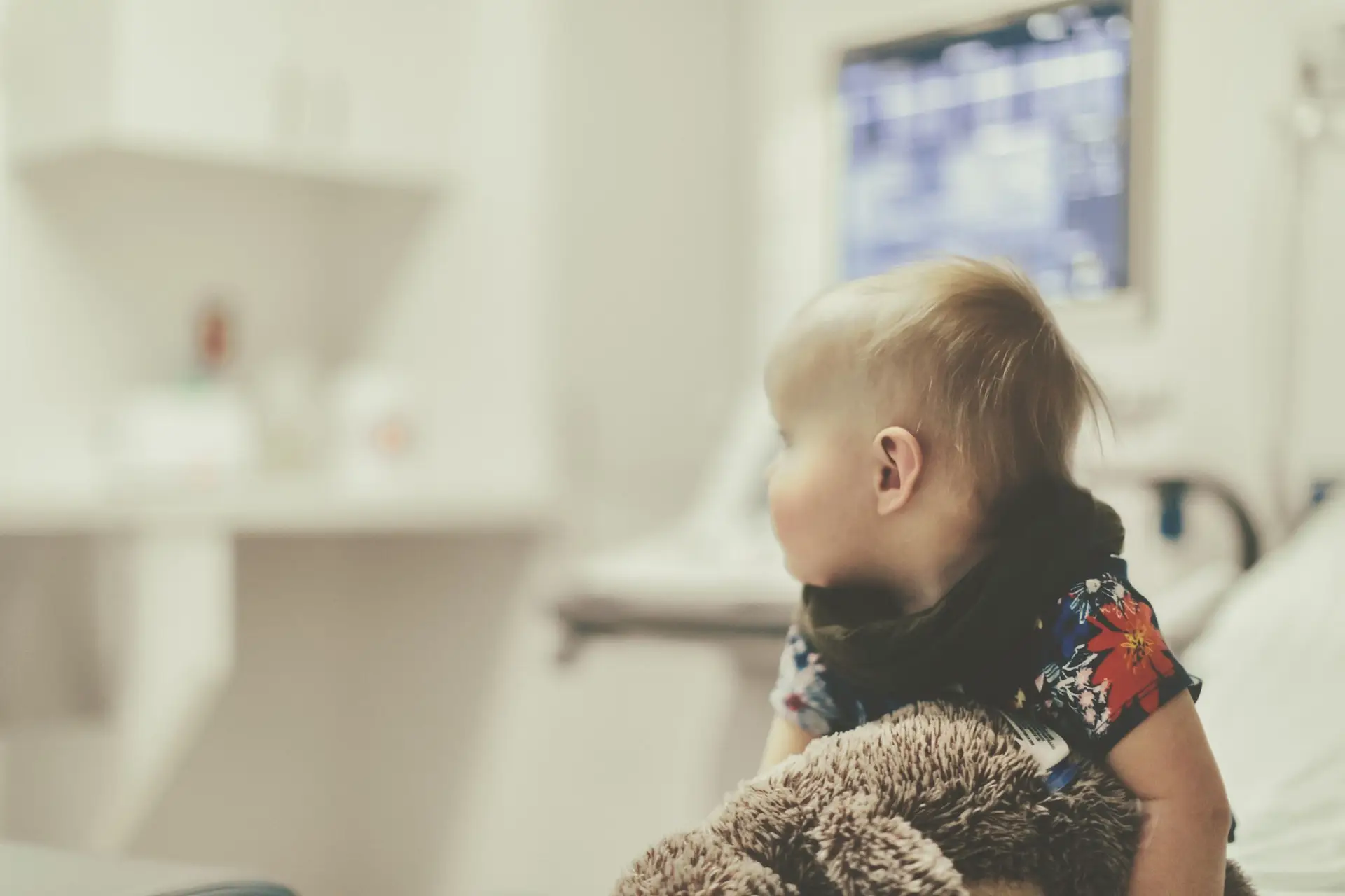 Cientista da Católica recebe bolsa para estudar leucemias infantis precoces: "Maioria tem início na gravidez"