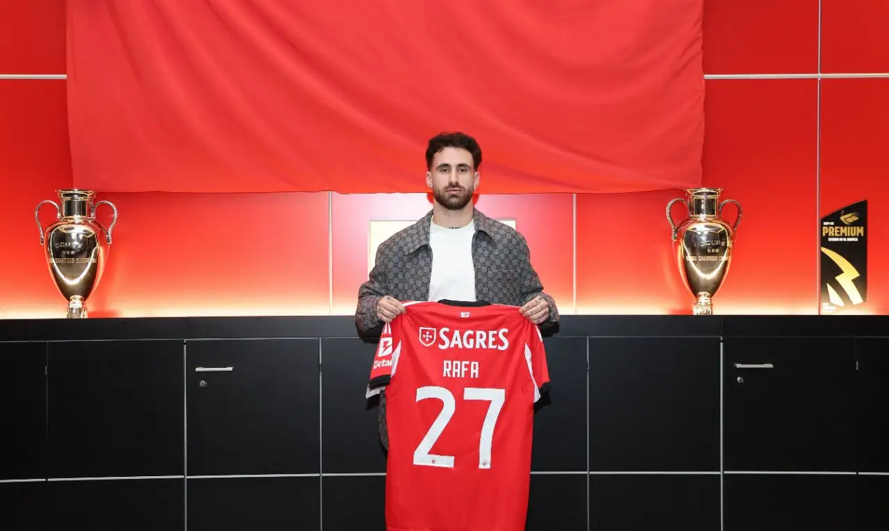 Oficial: Rafa está de regresso ao Benfica