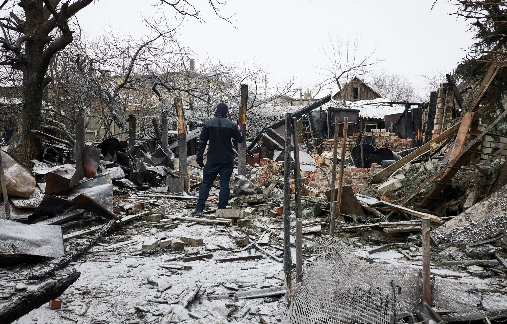 Ataque russo a mercado em Donetsk faz pelo menos sete mortos
