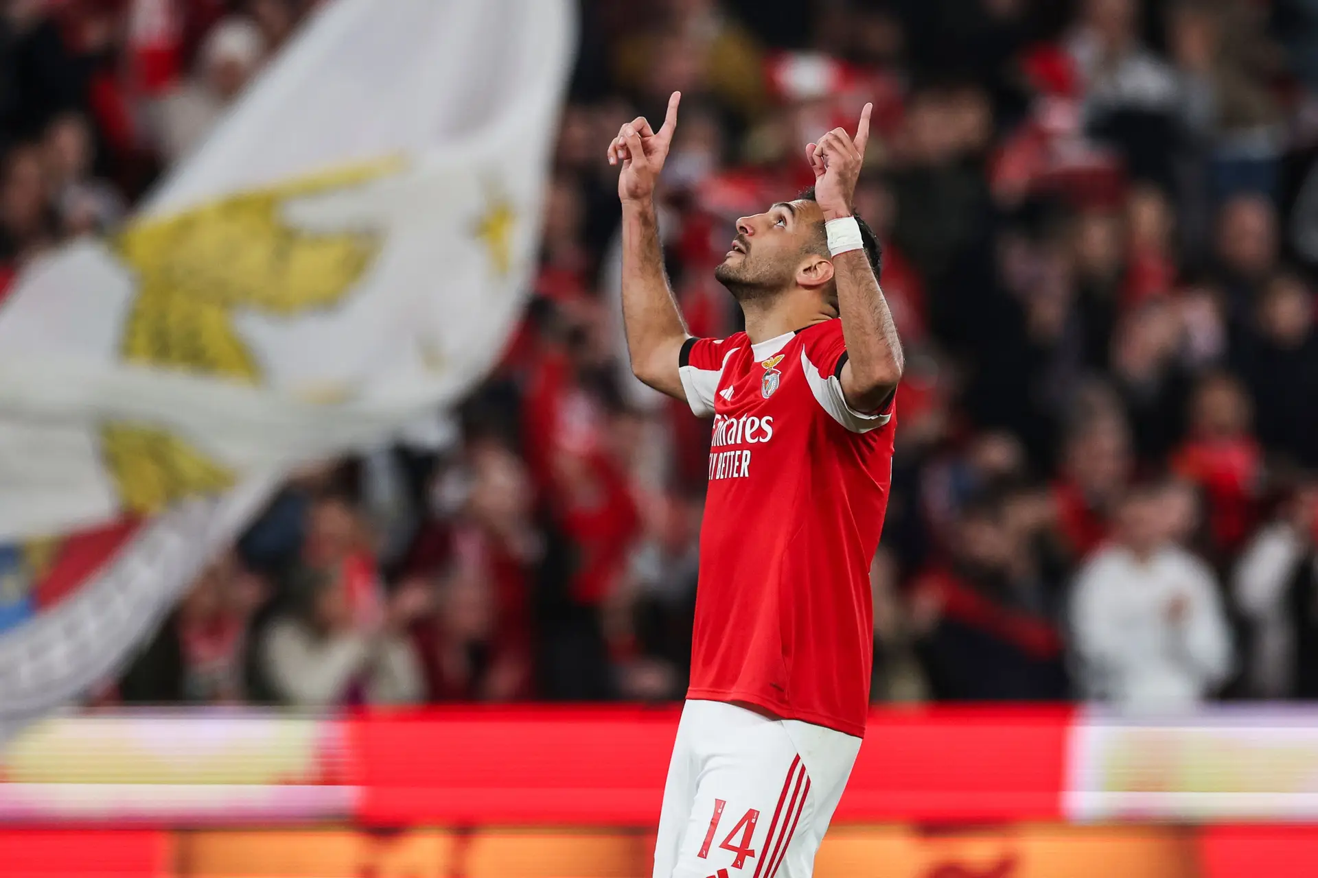 ‘Bis’ de Pavlidis e estreias a marcar na vitória do Benfica frente ao Estrela da Amadora