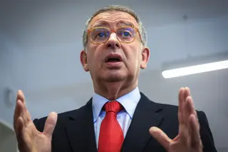 Seguro lamenta mortes e pondera visitar zonas afetadas pela depressão Kristin