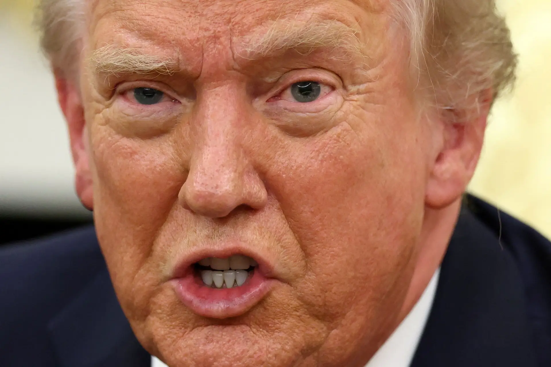 Trump considera morte de Alex Pretti uma "tragédia", mas culpa democratas