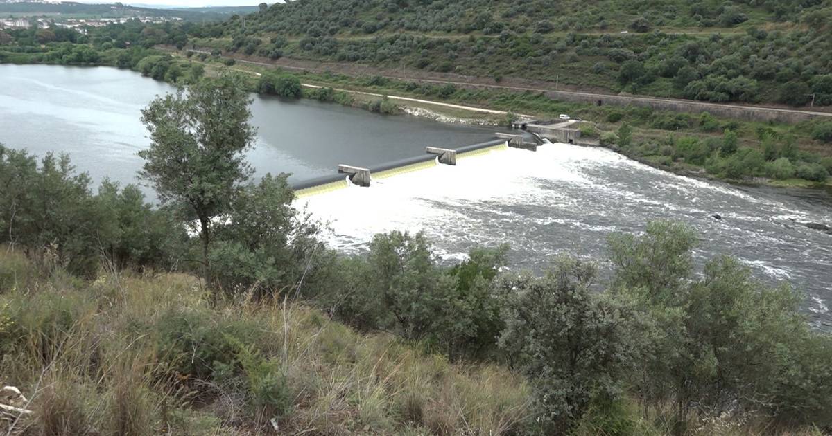 Low-pressure system Joseph: rivers begin to overflow and more rain expected to cause flooding in the north and centre