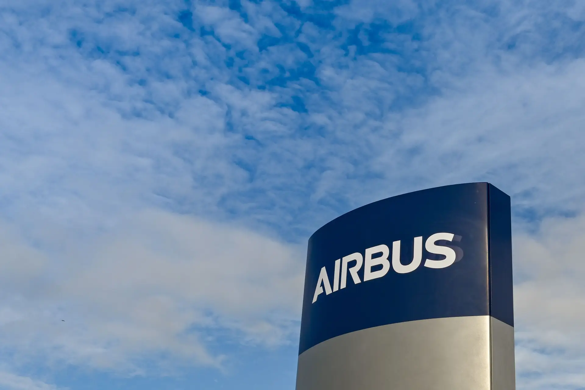 Airbus sobe quase 20% nas vendas de helicópteros com contratos militares na Europa