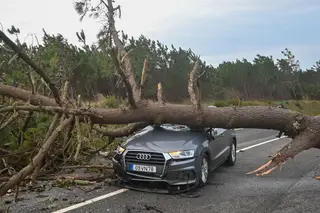 Depressão Kristin: Governo confirma duas vítimas mortais, registadas 2.156 ocorrências
