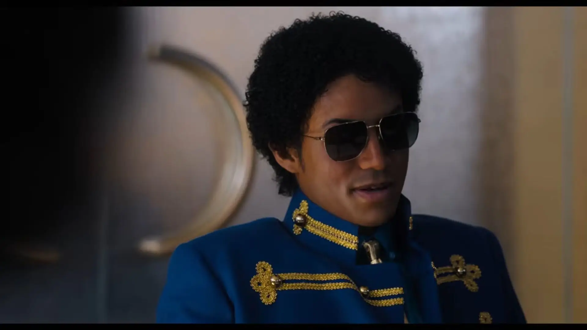 Já foi revelado o primeiro trailer oficial do filme “Michael”