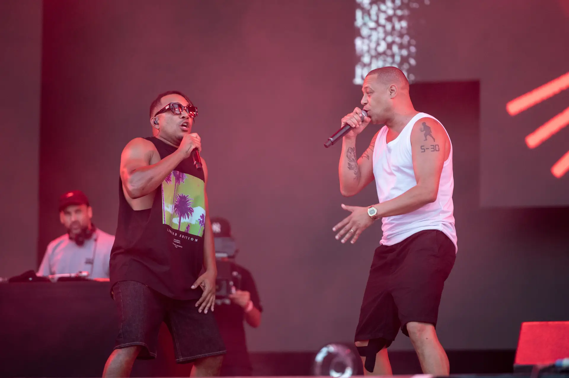 Virgul e Carlão, dos Da Weasel no palco NOS no quarto dia do festival NOS Alive, a 9 de julho de 2022, em Lisboa.