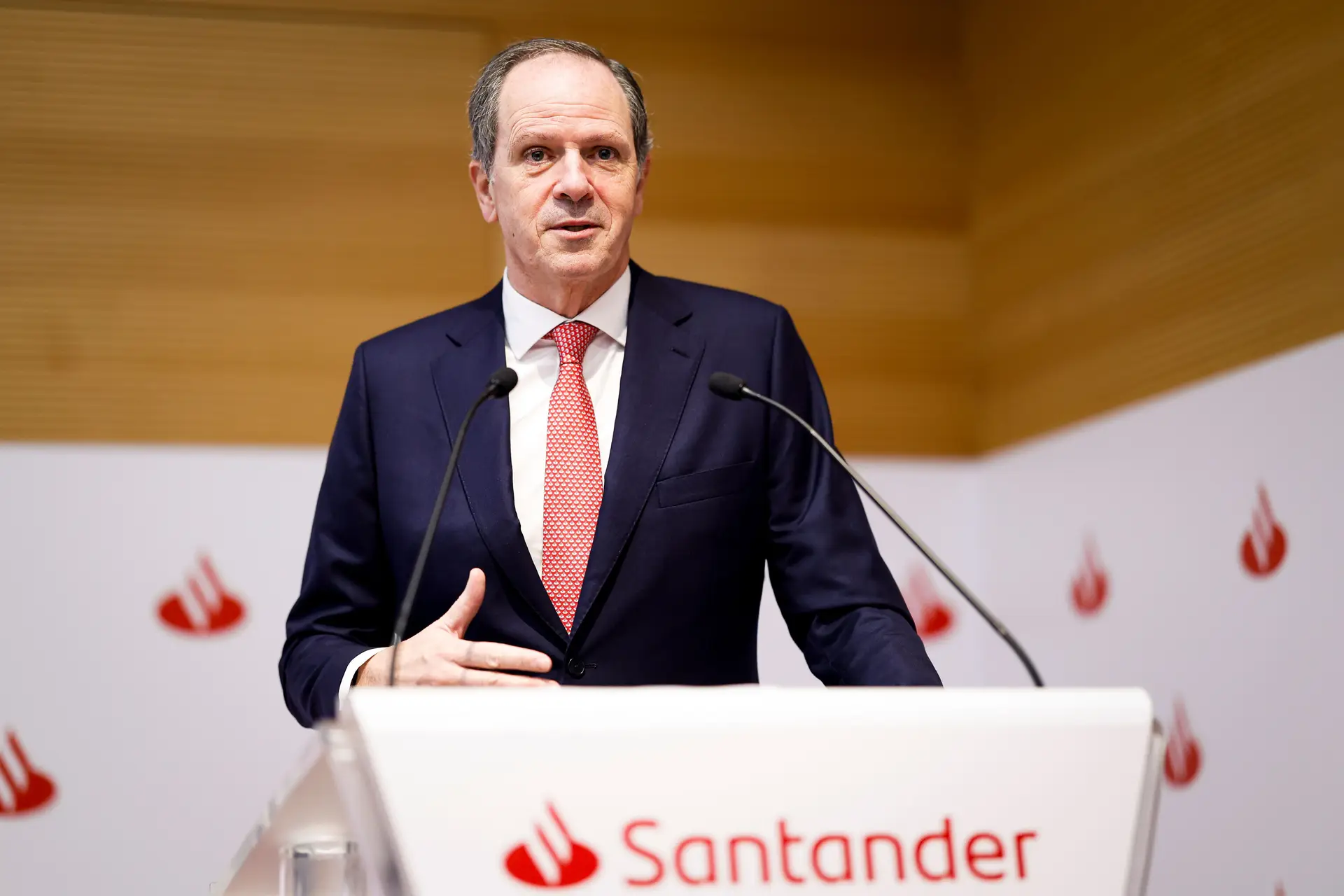 CEO do Santander Totta defende capital a fundo perdido para empresas afetadas pela tempestade