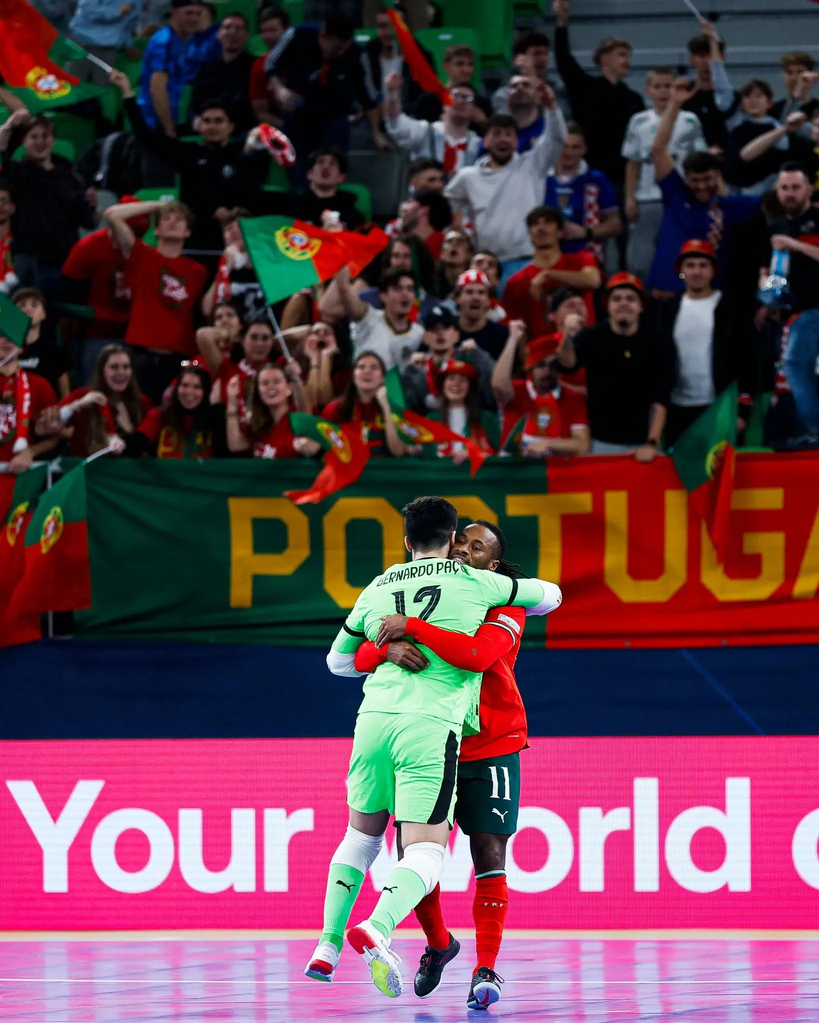 Portugal vence França e está na final do Euro de futsal