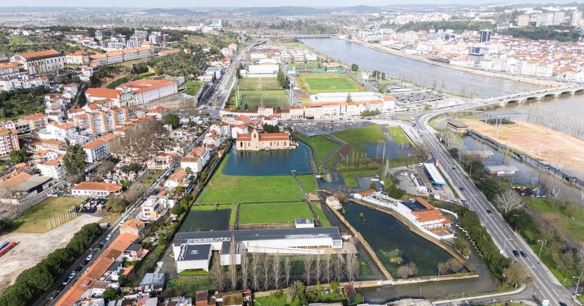 15 minutos: famílias e empresas vítimas de Kristin com dívidas fiscais ficam de fora dos apoios do Estado