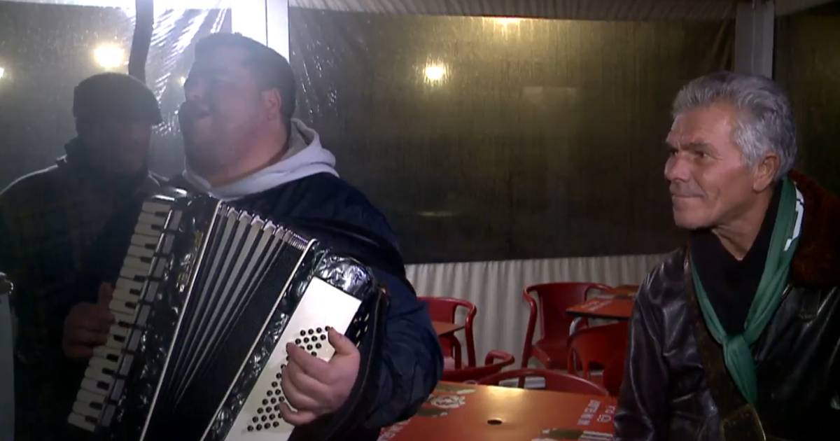 "Viva Tozé Seguro, viva Penamacor": música, brindes e lágrimas na terra natal do novo Presidente