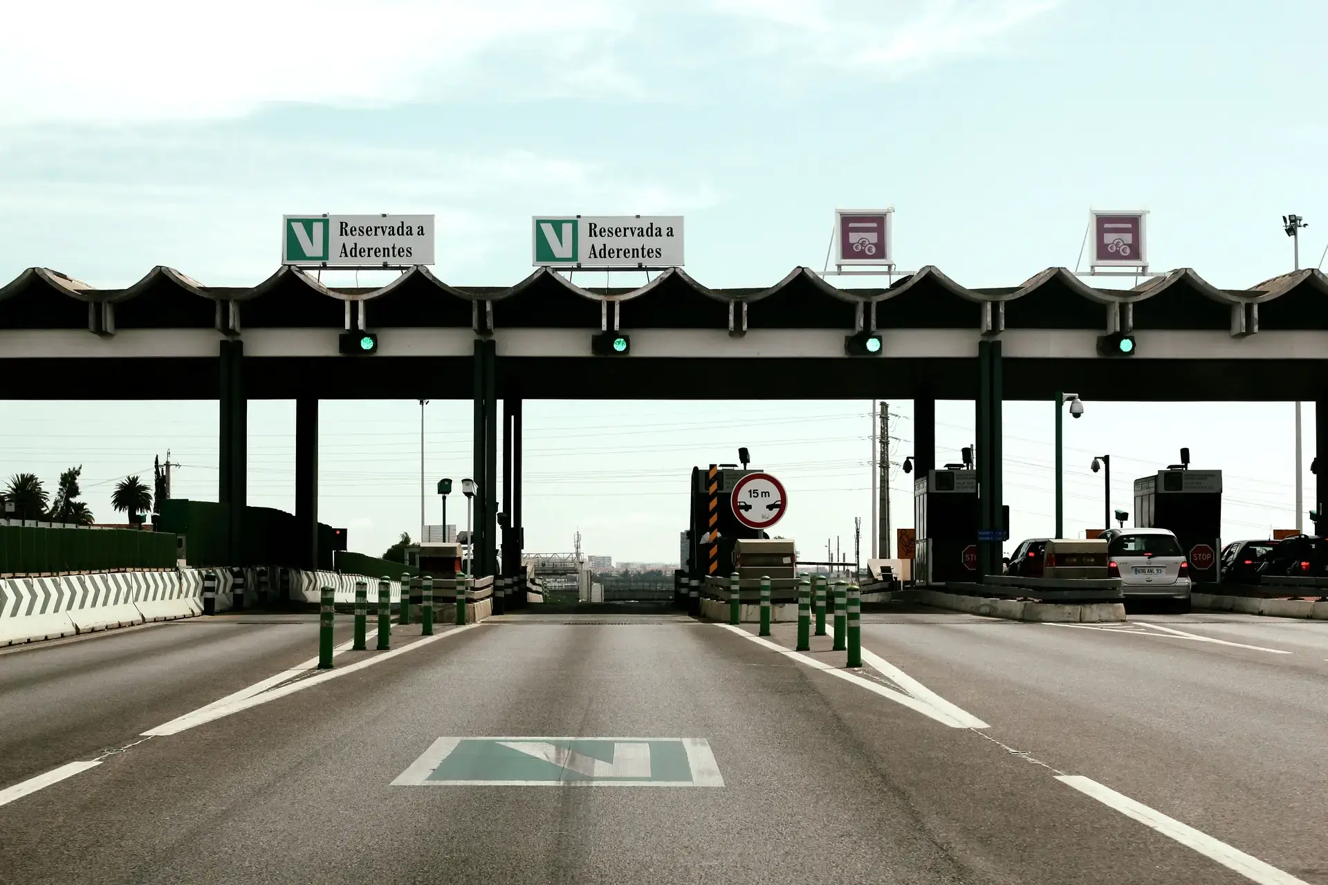 Isenção de portagens na A2 e A6: saiba como funciona e o que precisa de fazer