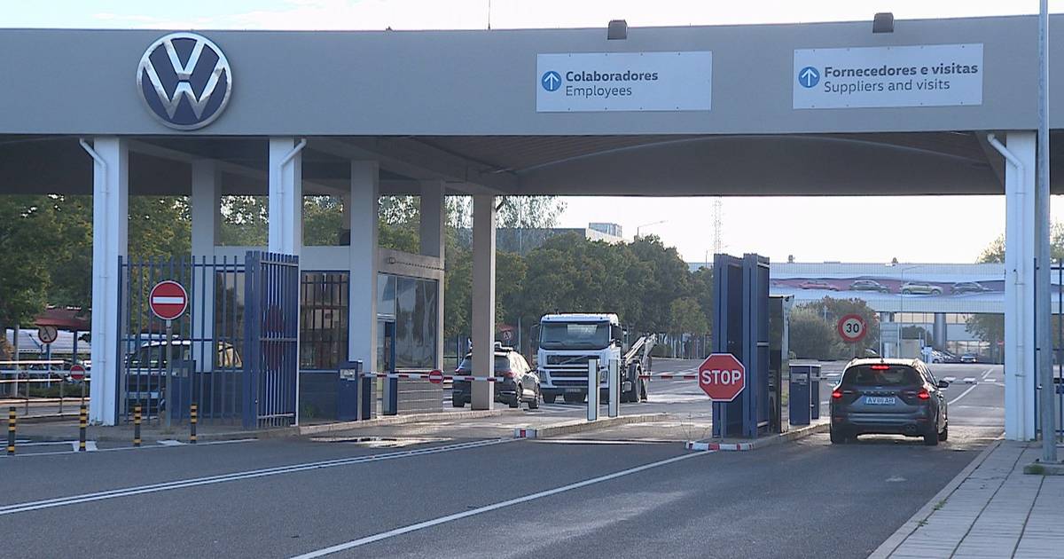 Trabalhadores da Autoeuropa aprovam aumentos salariais para este ano