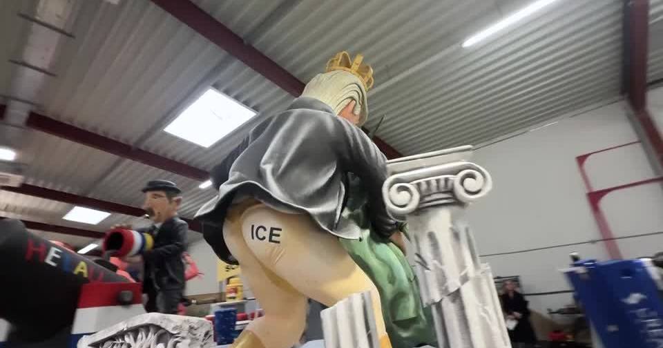 Carnaval na Alemanha: carro alegórico exibe Trump sem calças a dançar com a Estátua da Liberdade