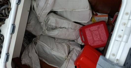PJ encontra mais meia tonelada de droga escondida em barco apreendido na operação Valhalaa