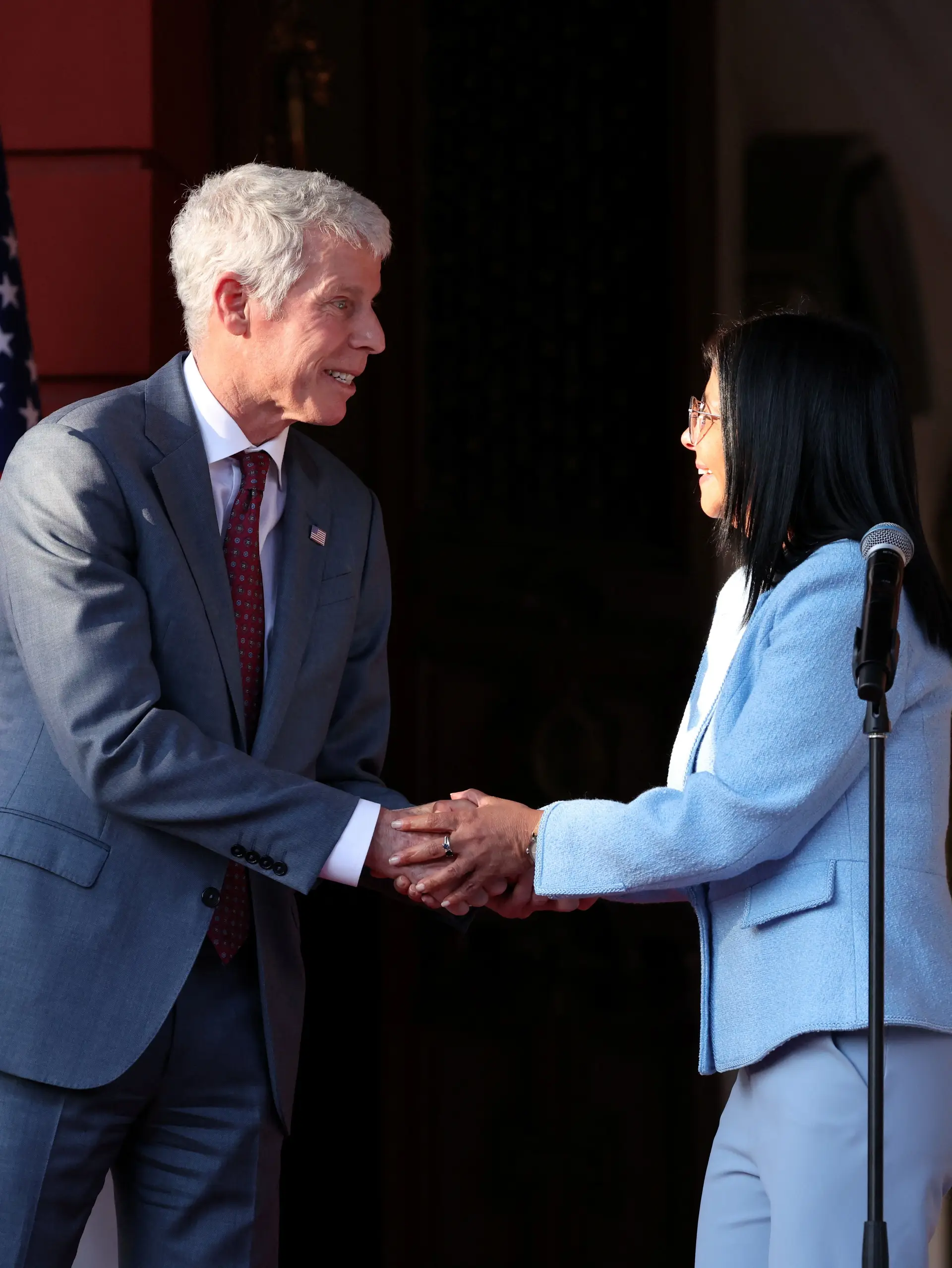 Venezuela e EUA estabelecem parceria de longo prazo no setor energético