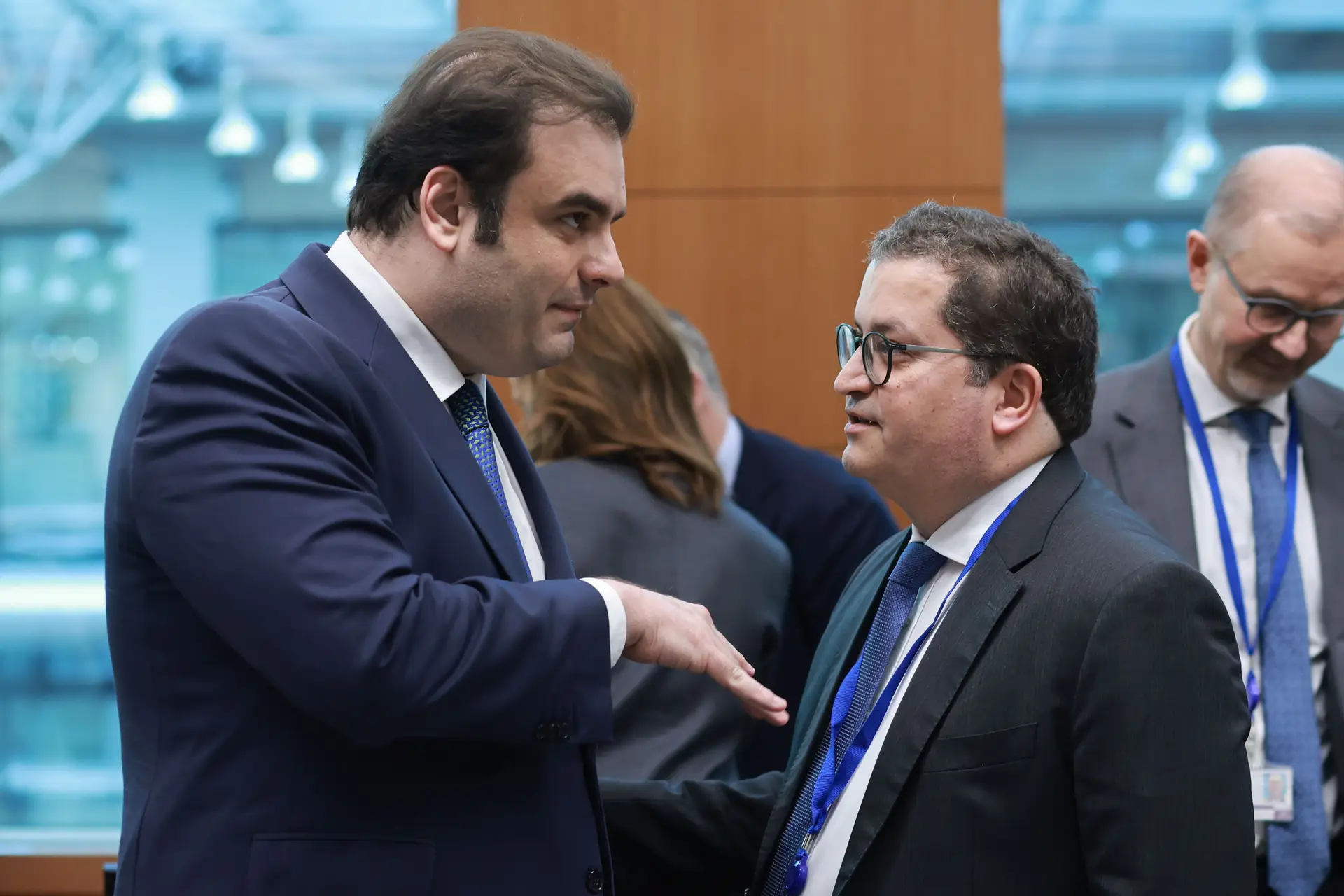 Governo prioriza reconstrução após tempestades, mas mantém foco no equilíbrio orçamental