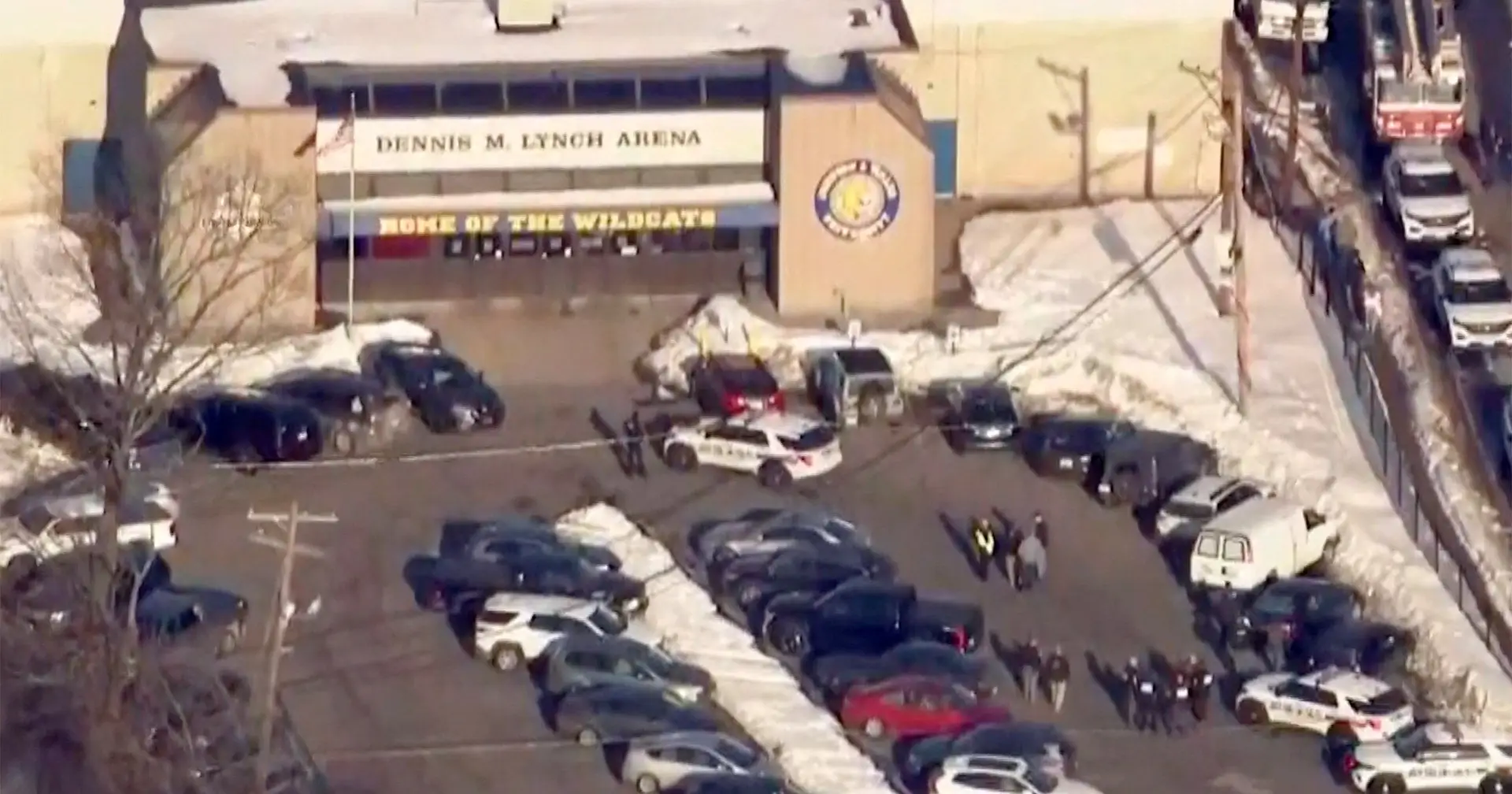 Um morto e quatro feridos em tiroteio durante jogo de hóquei no gelo nos EUA