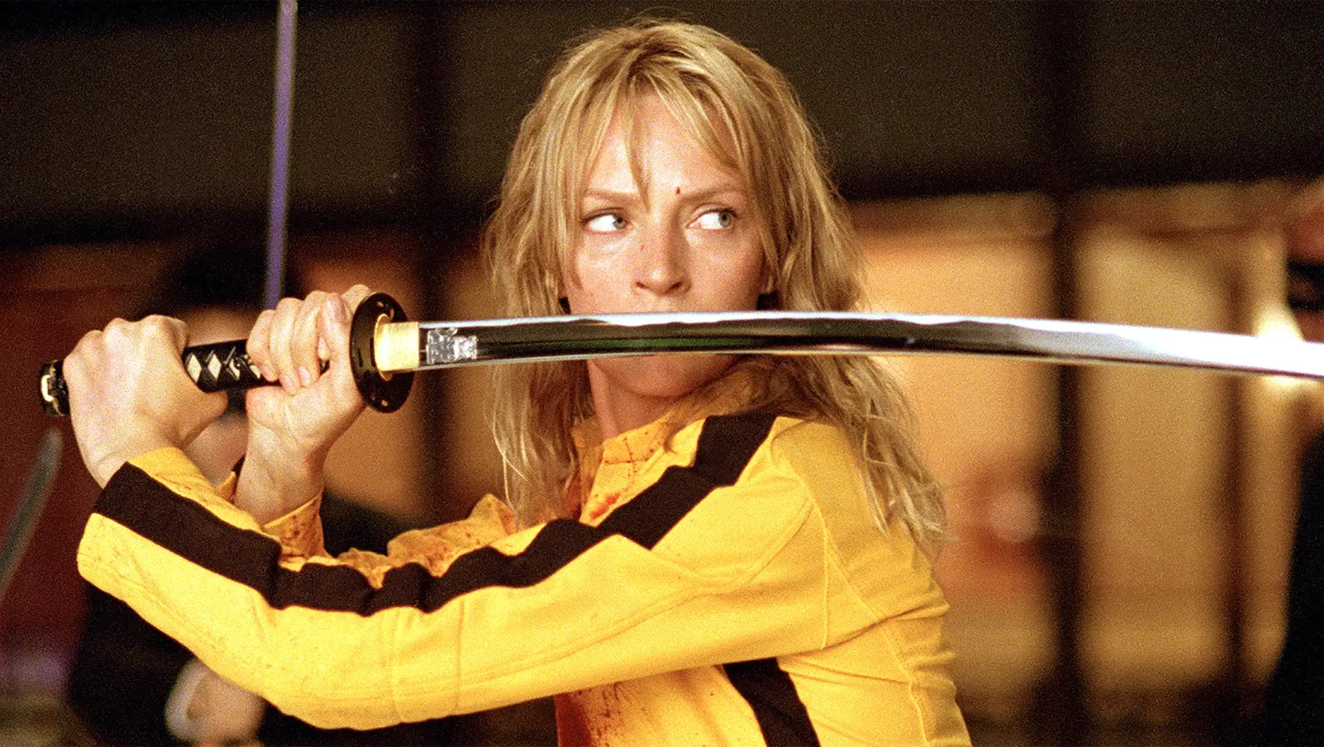 A atriz Uma Thurman no papel de Beatrix Kiddo, também conhecida como “A Noiva”, em Kill Bill: Volume 1 (2003), do realizador Quentin Tarantino.