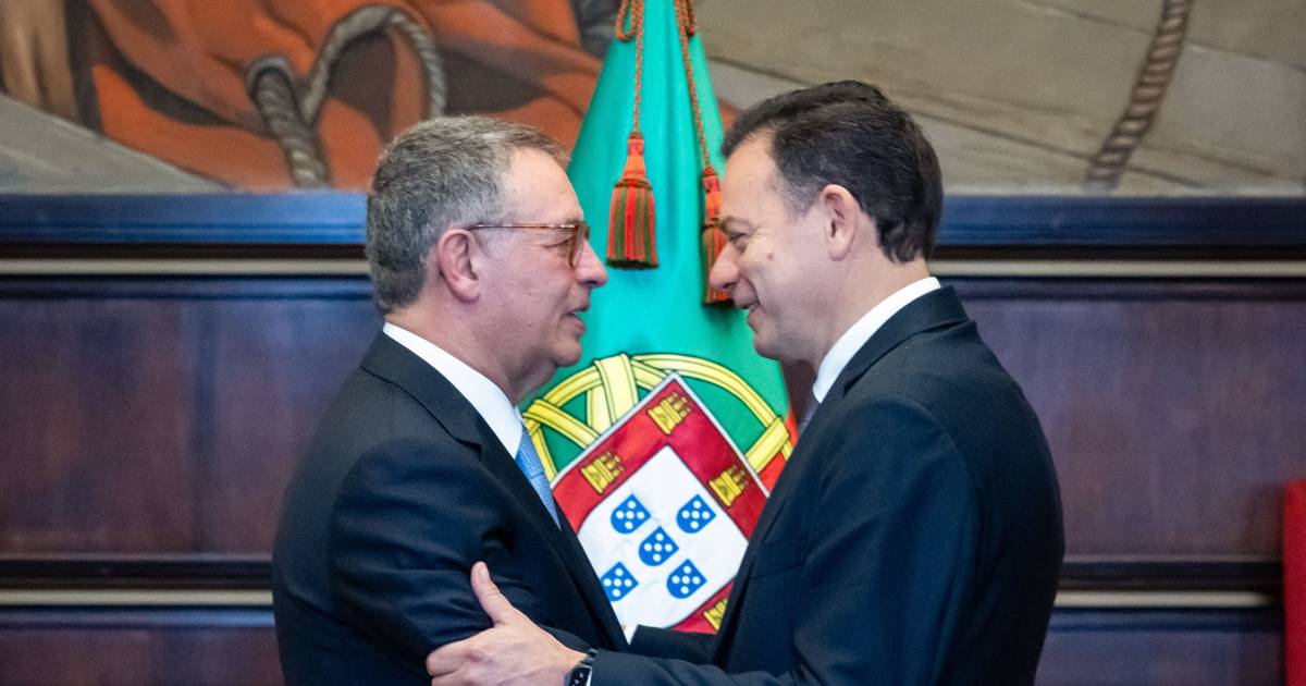 Seguro e Montenegro encontram-se com alunos e comunidade por