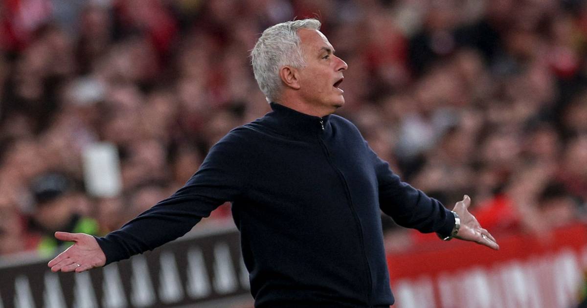 Mourinho volta a abordar o alegado interesse do Real Madrid