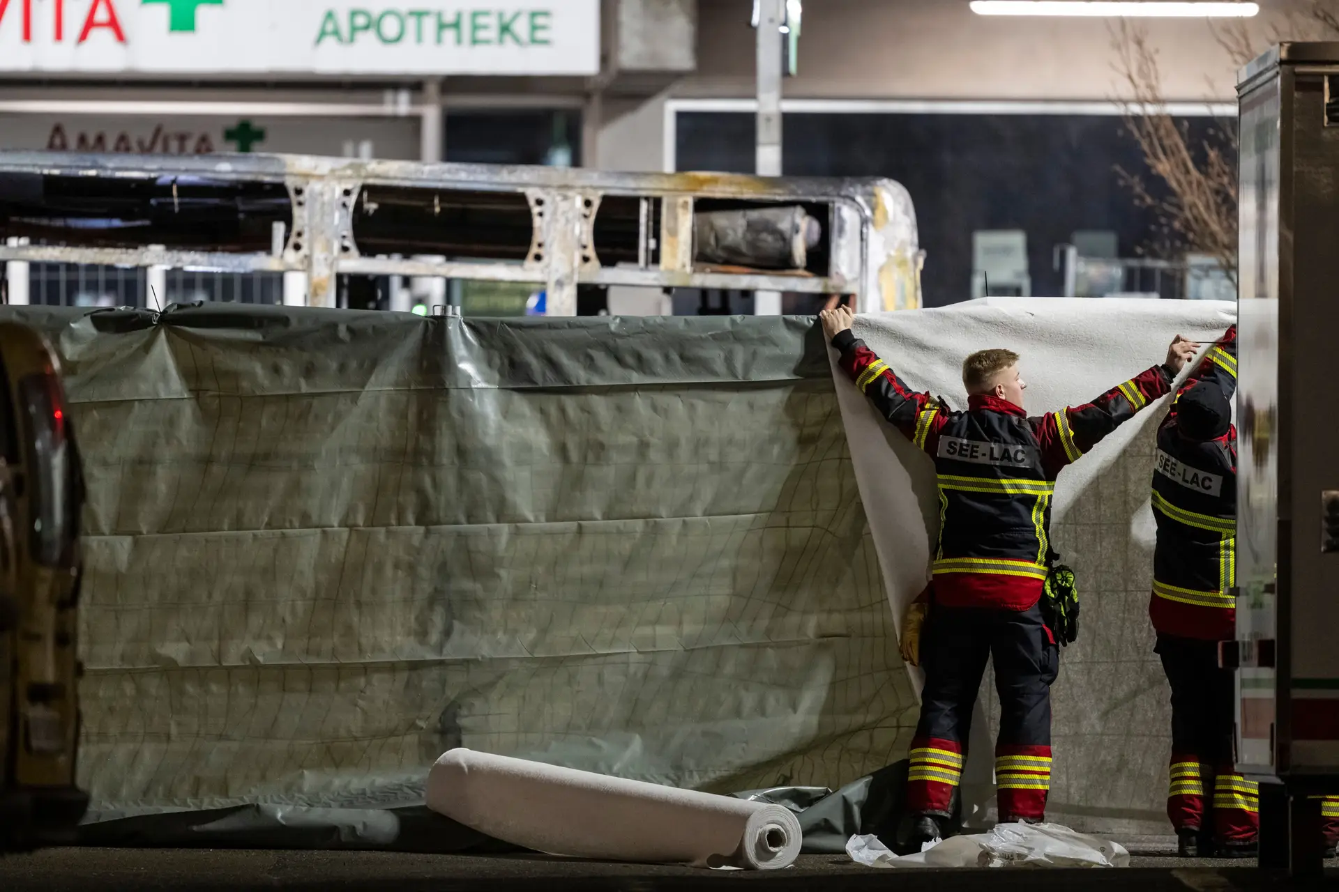Incêndio em autocarro faz pelo menos seis mortos na Suíça