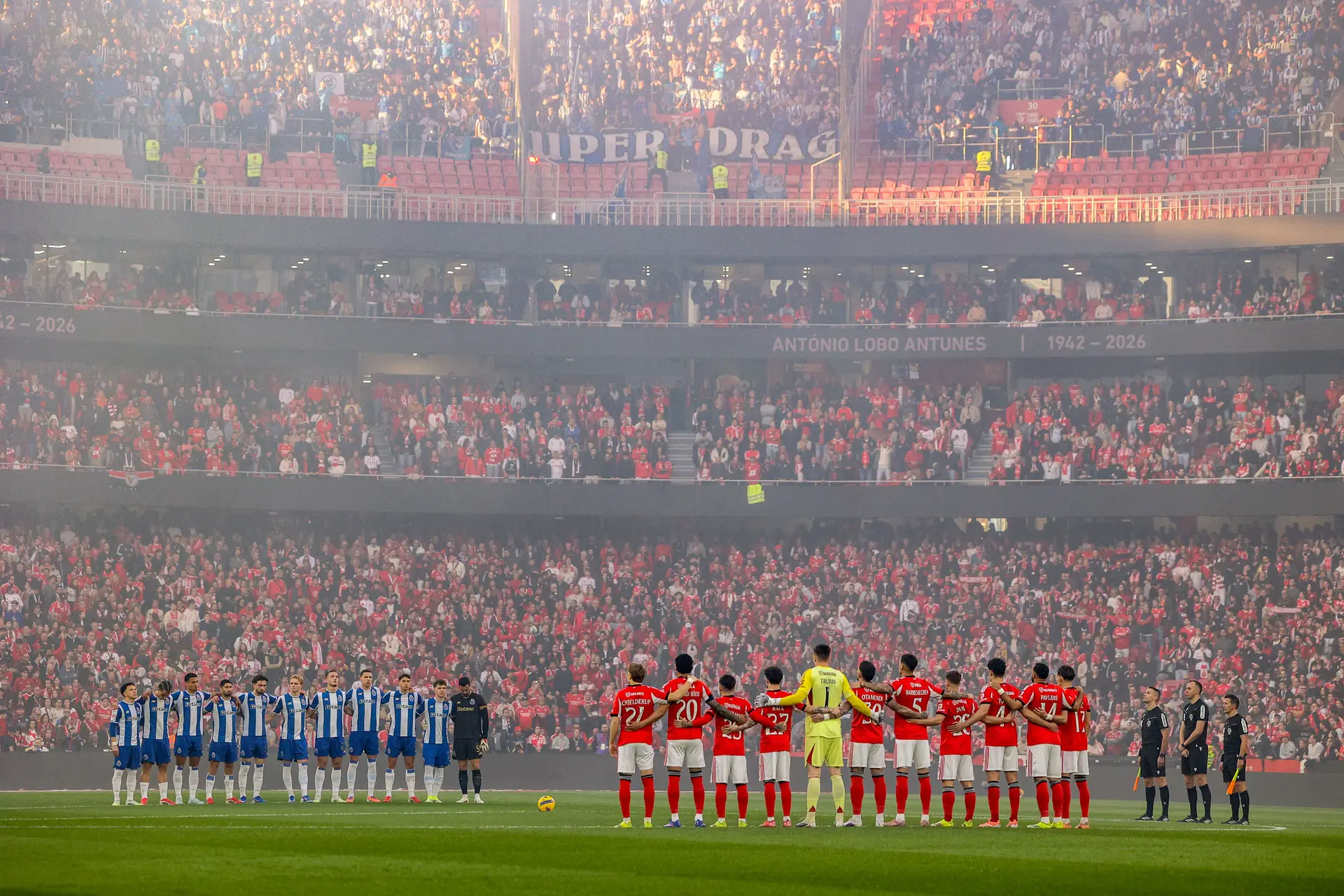 Caso dos e-mails: Benfica pede esclarecimentos e exige aplicação de sanções ao Porto