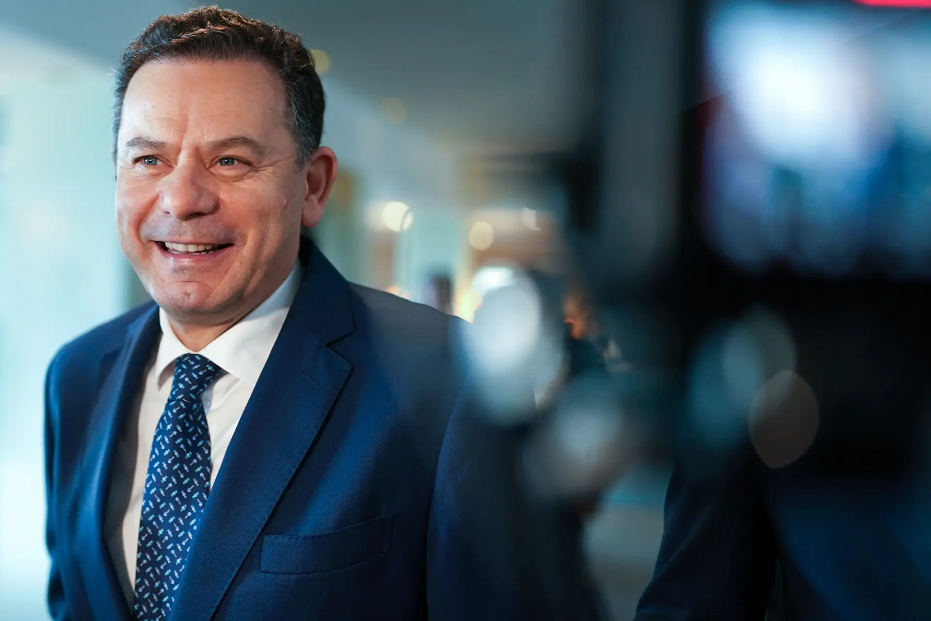 Caso Spinumviva: Montenegro volta a divulgar lista de clientes e antecipa-se à Entidade da Transparência