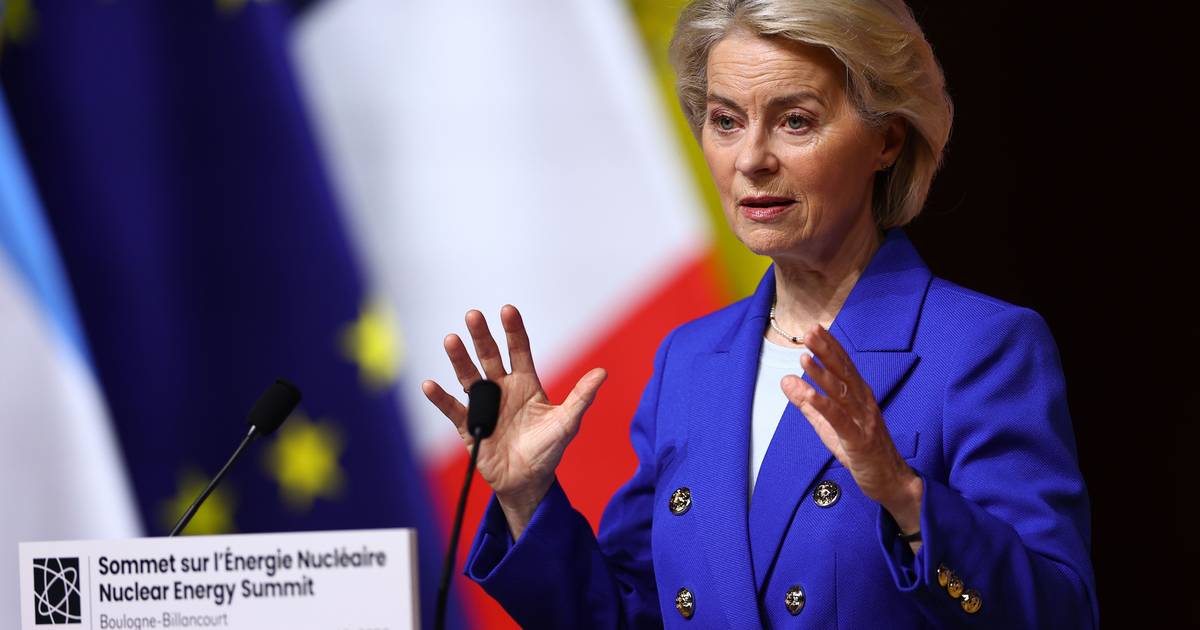 Comisión Europea planea limitar acceso a redes sociales según edad