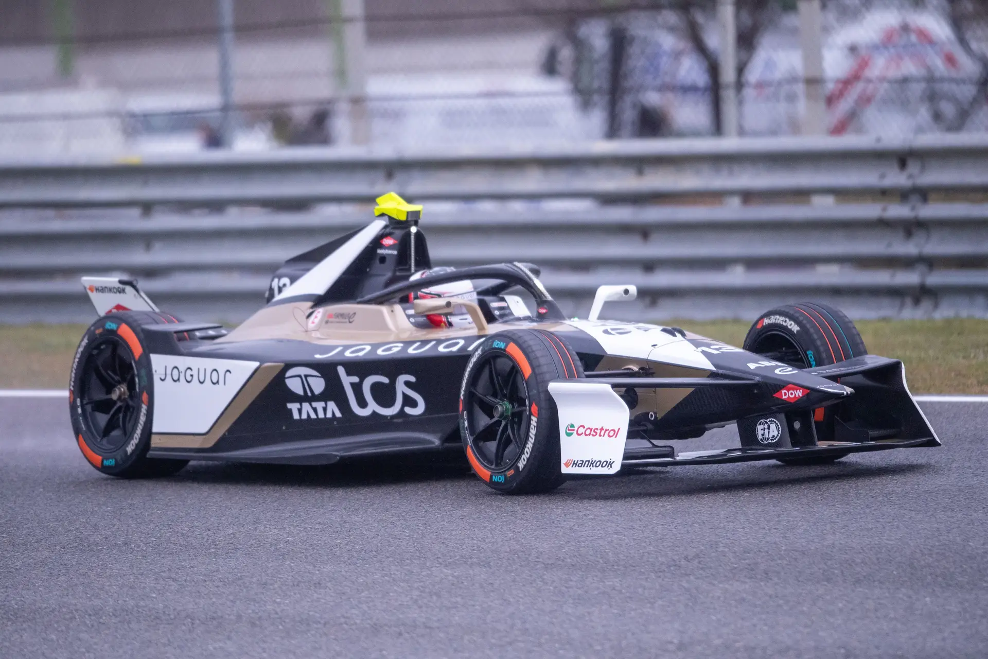 António Félix da Costa volta a vencer na Fórmula E: Jaguar faz 'dobradinha' no ePrix de Madrid