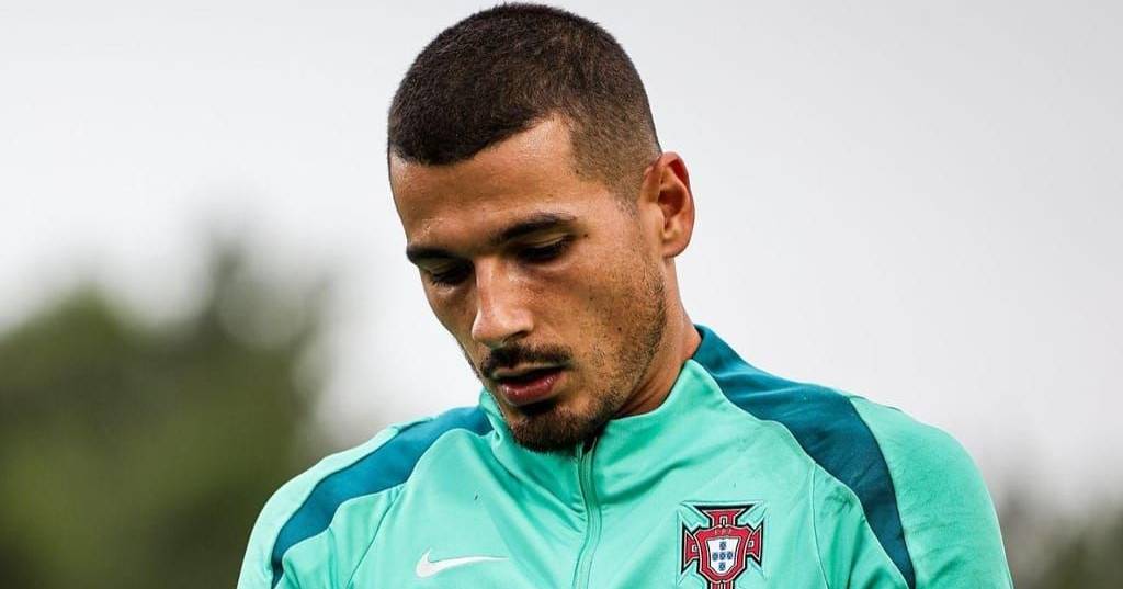 Guarda-redes Ricardo Velho chamado à Seleção Nacional