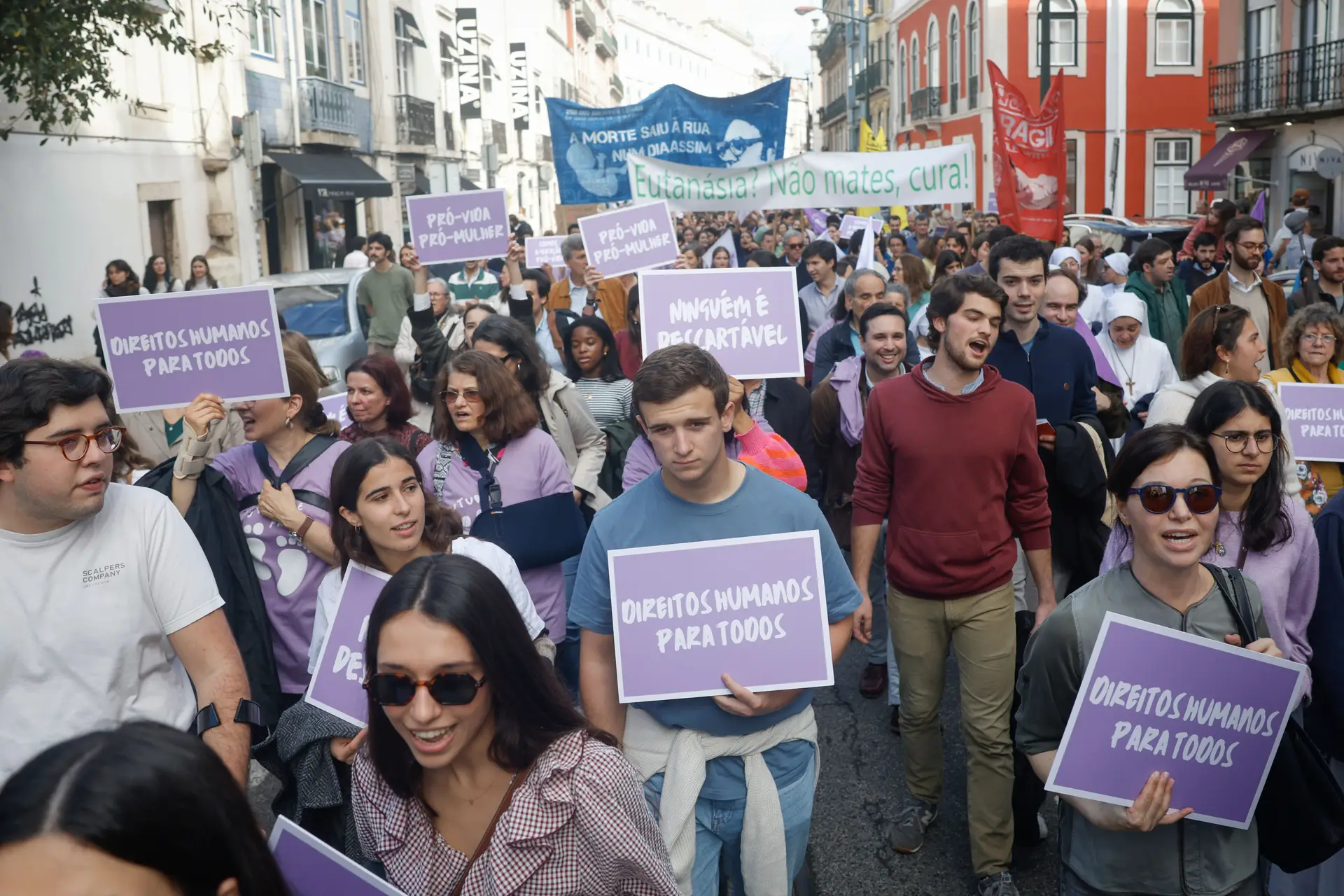 PSD condena ataque incendiário na "Marcha pela Vida" e pede audição urgente do MAI