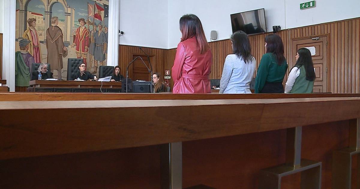 Mau-tratos em creche de Rabo de Peixe: defesa usa falta de recursos e formação como justificação