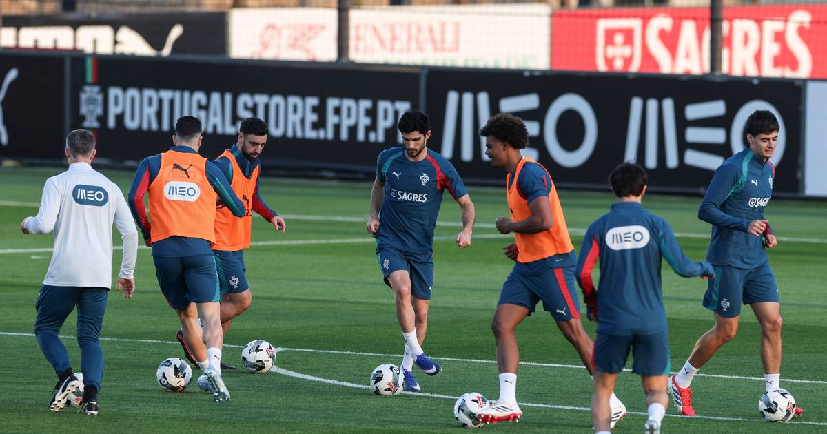 Cristiano Ronaldo de fora: camisola 7 de Portugal já tem novo dono para próximos amigáveis